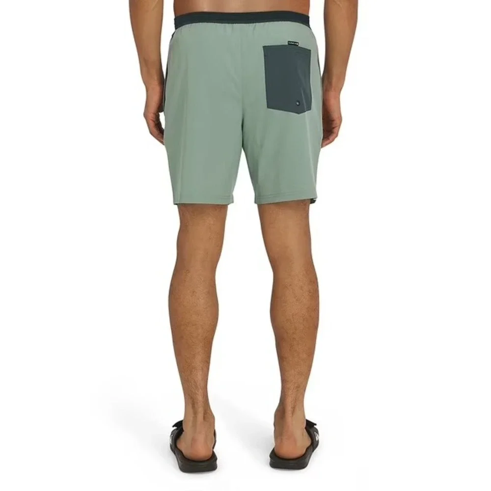 NWT Quiksilver Mens Swim Trunks Green Size L Stretch UPF 50 Regular Fit